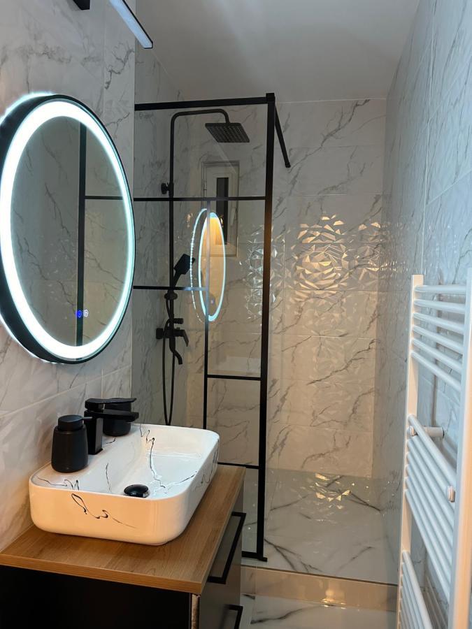 Saguna Residence2 ซิวิโชอารา ภายนอก รูปภาพ