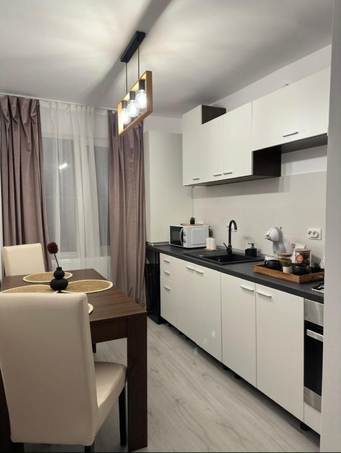 Saguna Residence2 ซิวิโชอารา ภายนอก รูปภาพ