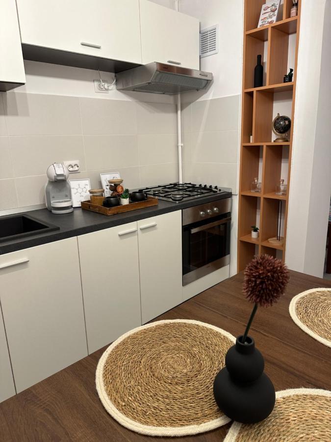 Saguna Residence2 ซิวิโชอารา ภายนอก รูปภาพ